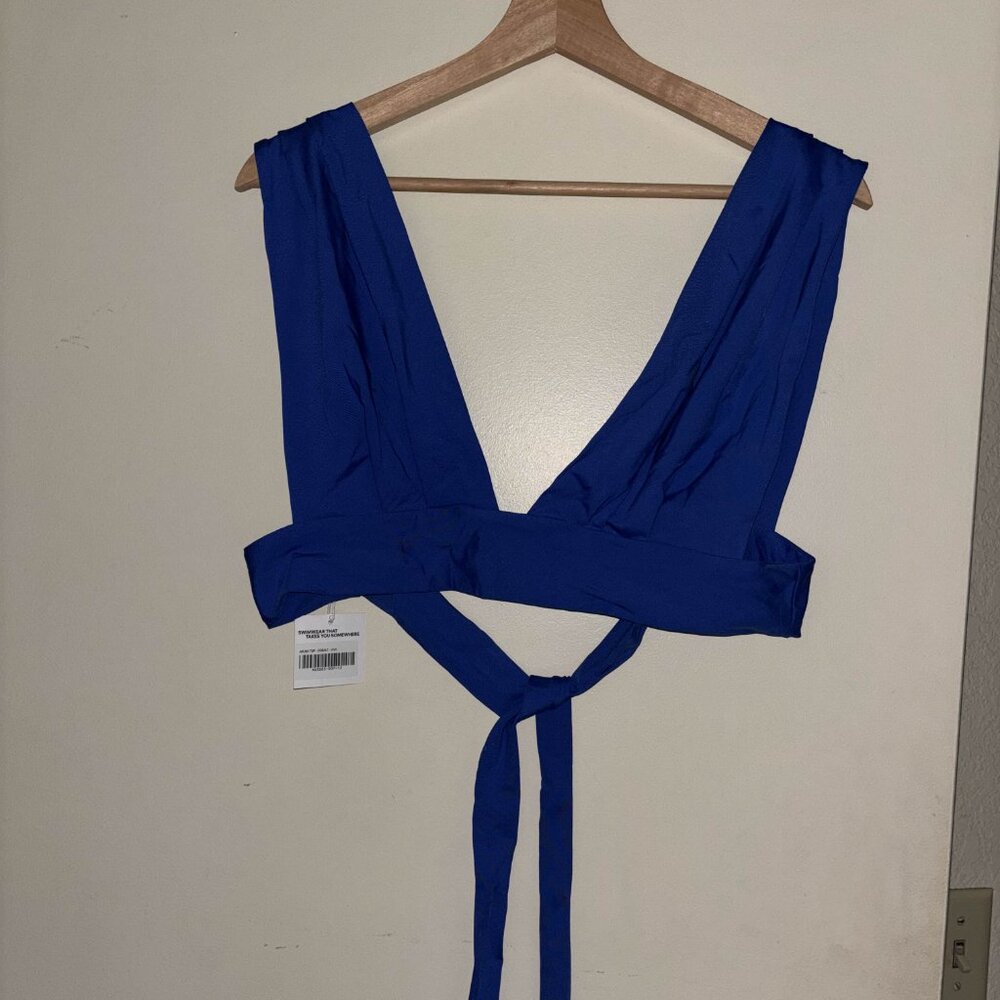 NWT Monday Swimwear Aruba top size V/VV Cobalt Blue